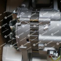 1812005303 Генератор Hitachi ZX200